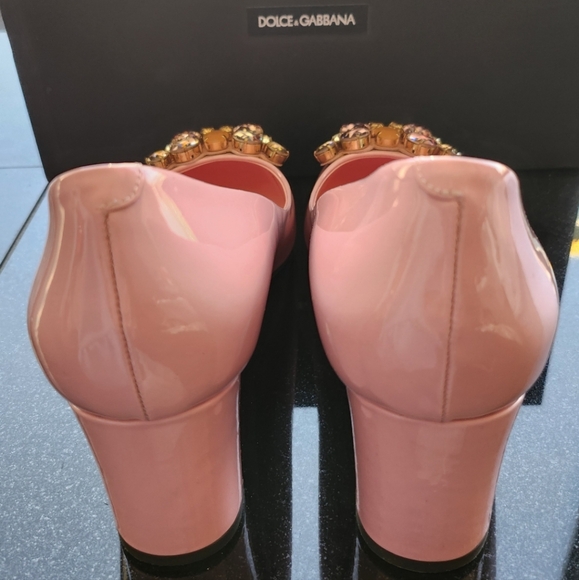 DOLCE GABBANA JEWELED PINK PATENT LEATHER LOW HEEL PUMP Size 40 & Original Box - Picture 5 of 9